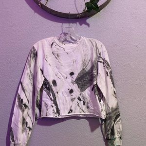 Long sleeve acid washed looking crop ✨